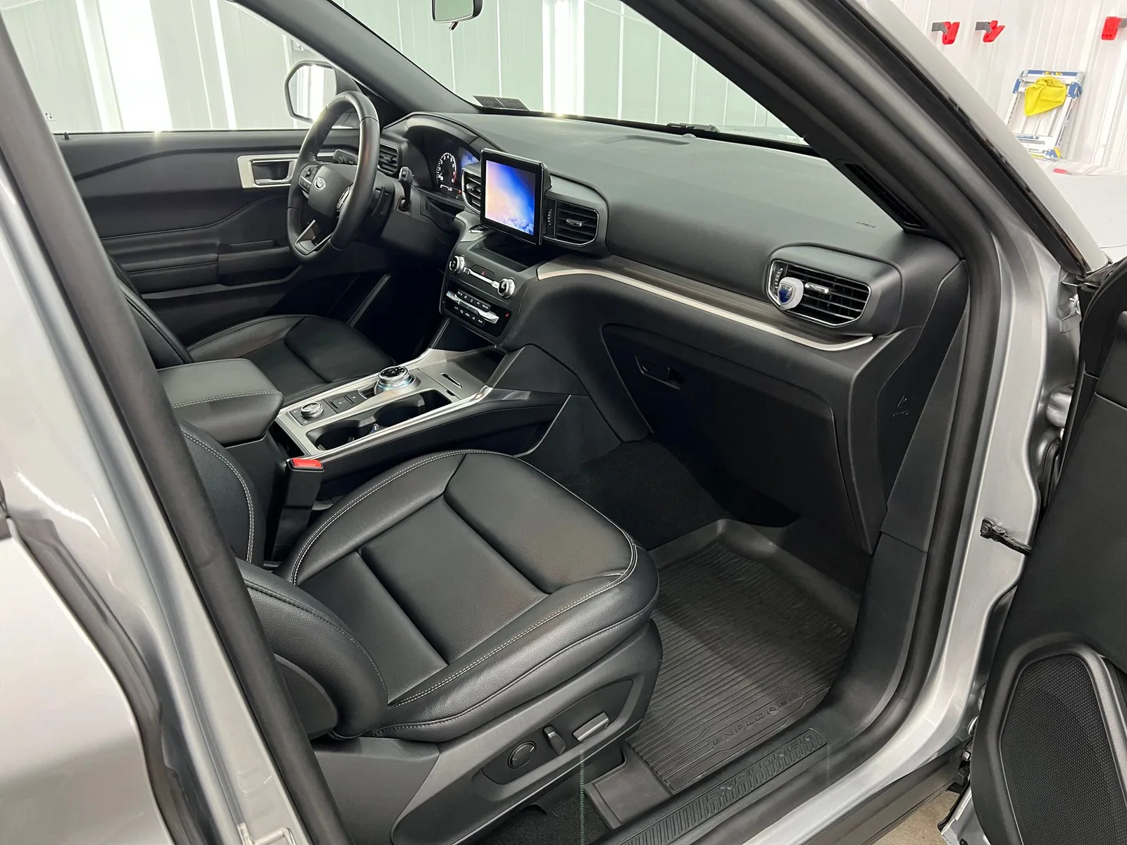 Ford Explorer interior after detailing